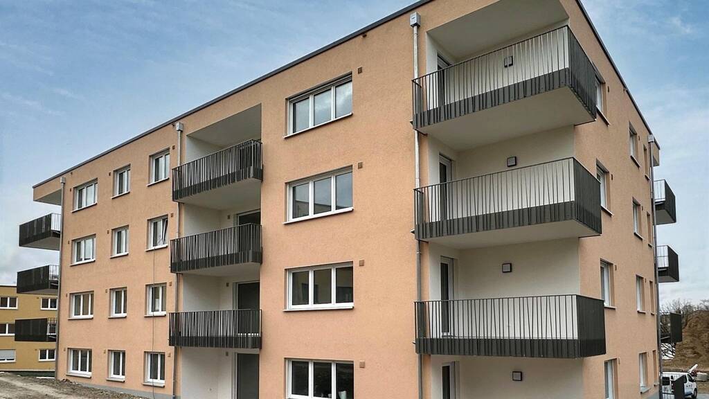 Wohnung zur Miete - Erstbezug 900 € 2 Zimmer 70,6 m² 2. Geschoss frei ab sofort Horb 72160