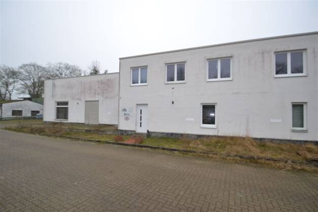Lagerhalle zur Miete 750 m² Lagerfläche Plau Plau 19395