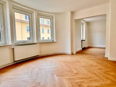 Wohnung zur Miete 690 € 3 Zimmer 86 m² frei ab sofort Lessingstraße 5 Löbau Löbau 02708