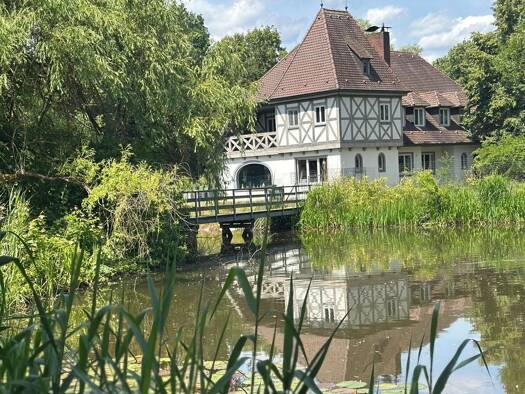 Herrenhaus zum Kauf 2.199.000 € 7 Zimmer 540 m² 21.600 m² Grundstück Haundorf Haundorf 91729