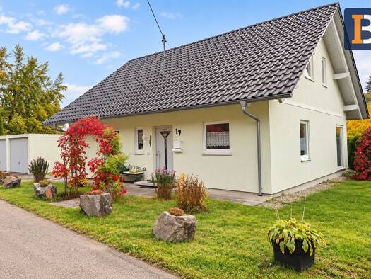 Einfamilienhaus zum Kauf 550.000 € 4 Zimmer 104 m² 1.159 m² Grundstück Weilersbach Villingen-Schwenningen 78052