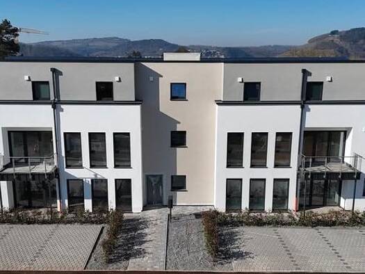 Penthouse zum Kauf provisionsfrei 590.000 € 5 Zimmer 144,3 m² frei ab sofort Irscher Straße 51 Beurig Saarburg 54439