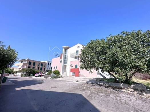 Wohnung zum Kauf 235.000 € 3 Zimmer 87 m² 1. Geschoss Nin Nin