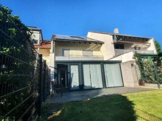 Reihenmittelhaus zum Kauf 599.000 € 6 Zimmer 171 m² 334 m² Grundstück Aichach 86551