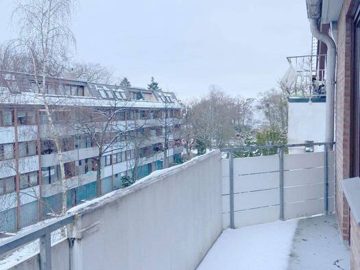 Wohnung zur Miete 1.100 € 3 Zimmer 104 m² frei ab 01.02.2026 Schwachhausen Bremen 28209