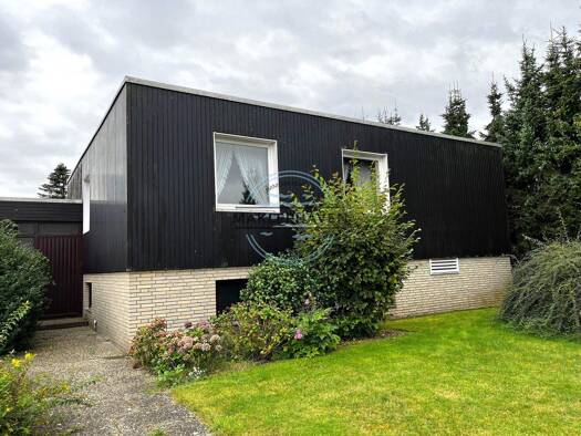 Einfamilienhaus zum Kauf 399.000 € 7 Zimmer 215 m² 1.384 m² Grundstück Zetel 26340