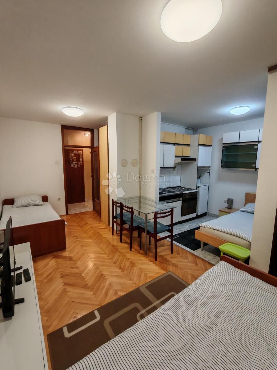 Wohnung zum Kauf 110.000 € 1 Zimmer 28 m²<br/>Wohnfläche 1.<br/>Geschoss Skurinje 51000