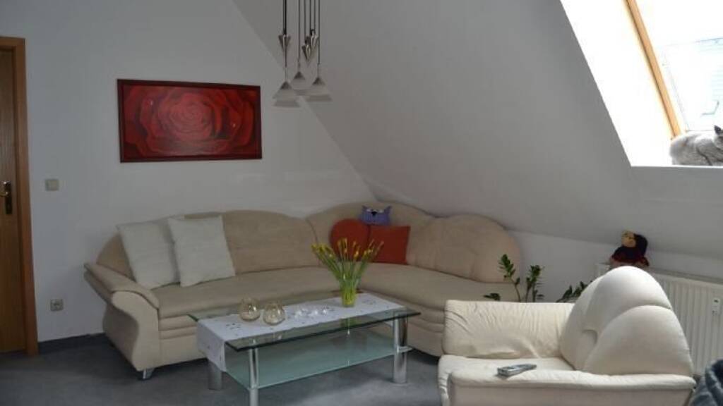 Wohnung zum Kauf 55.500 € 4 Zimmer 65 m² 2. Geschoss Kleingeschwenda Saalfeld/Saale 07318