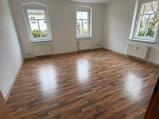 Wohnung zur Miete 240 € 2 Zimmer 38,9 m² EG frei ab sofort Adelsbergstraße 308 Adelsberg Chemnitz 09127