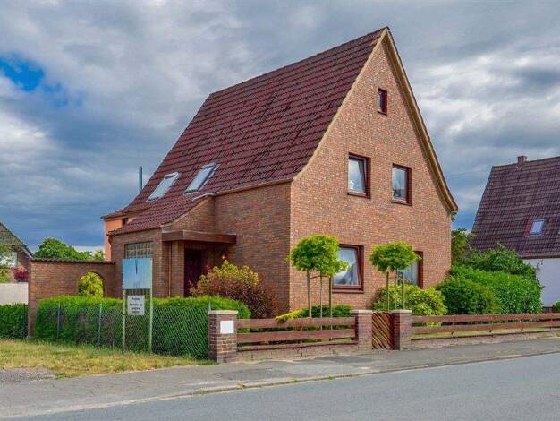 Einfamilienhaus zum Kauf 189.000 € 5 Zimmer 122 m² 577 m² Grundstück Lüssum-Bockhorn Bremen 28779