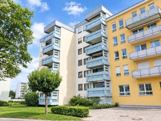 Wohnung zum Kauf 265.000 € 4 Zimmer 97,4 m² EG Weiden Weiden in der Oberpfalz 92637