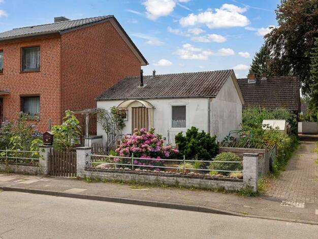 Grundstück zum Kauf 79.000 € 329 m² Grundstück Lauenburg/Elbe 21481