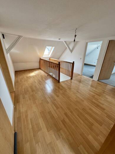 Wohnung zur Miete 1.000 € 6 Zimmer 159 m² Geschoss 1/2 Hauptstraße 4 Trautskirchen Trautskirchen 90619