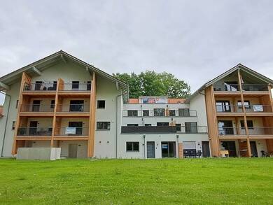 Wohnung zur Miete 680 € 2,5 Zimmer 72,2 m² 2 Geschosse frei ab sofort Dorfstraße 30 Ulbering Wittibreut 84384