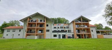 Wohnung zur Miete 720 € 2,5 Zimmer 72,2 m² frei ab sofort Dorfstraße 30 Ulbering Wittibreut 84384