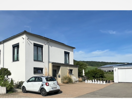 Einfamilienhaus zum Kauf provisionsfrei 785.000 € 5,5 Zimmer 196,8 m² 1.006 m² Grundstück frei ab 01.07.2027 Balgheim 78582