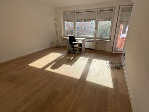 WG-Zimmer zur Miete 1.300 € 3 Zimmer 70 m² frei ab 04.04.2026 Rönneburger Straße 22 Wilstorf Hamburg 21079