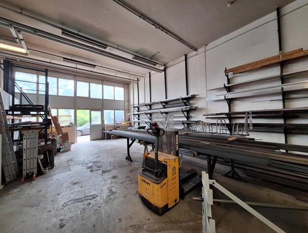 Lagerhalle zur Miete 10,66 € 296,8 m² Lagerfläche Brunhamstraße 21 Aubing-Lochhausen-Langwied München 81249