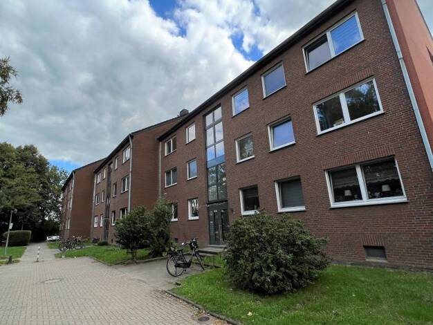 Wohnung zur Miete nur mit Wohnberechtigungsschein 396 € 3,5 Zimmer 75,2 m² 2. Geschoss frei ab 01.10.2025 Heimkamp 26 Overbruch Duisburg 47178