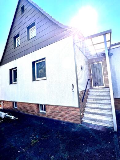 Haus zur Miete 1.120 € 5 Zimmer 140 m² 798 m² Grundstück Jungfernkopf Kassel 34128