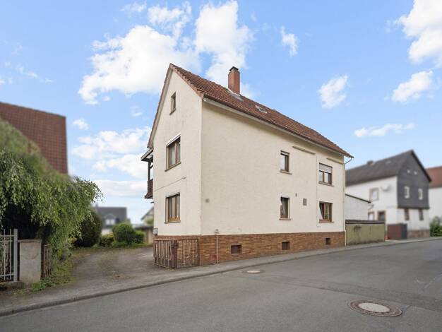 Einfamilienhaus zum Kauf 169.000 € 5 Zimmer 118 m² 456 m² Grundstück Aßlar Aßlar 35614