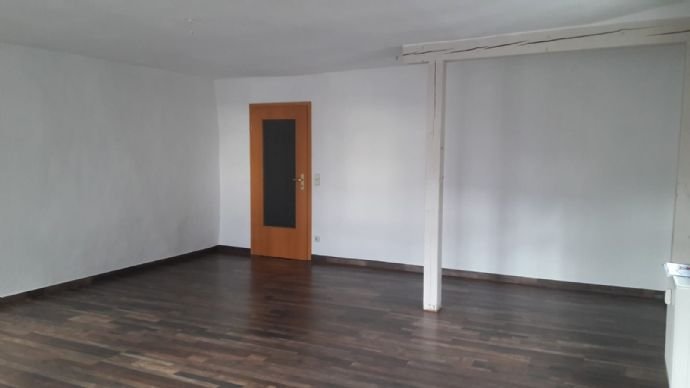 Wohnung zur Miete 332 € 2 Zimmer 69,2 m²<br/>Wohnfläche Markt 13 Vorderhaus Waldenburg 08396