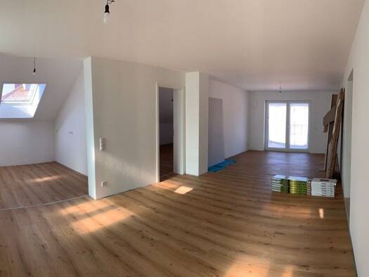 Wohnung zur Miete 1.100 € 2,5 Zimmer 88 m² 2. Geschoss frei ab sofort Vilsbiburg 84137