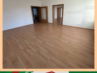 Wohnung zur Miete 400 € 4 Zimmer 85,5 m² 2. Geschoss frei ab sofort Hainichen Hainichen 09661