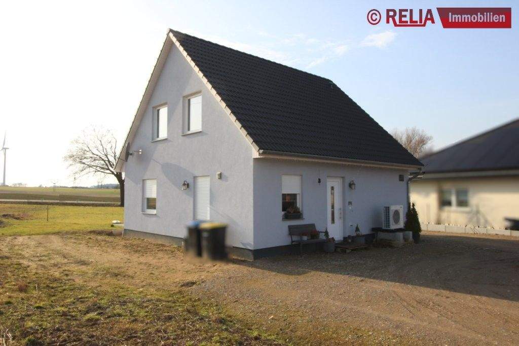 Immobilie in Tarnow - Modernes Traumhaus für die ganze Familie ** Bj. 2024 - Bild 2