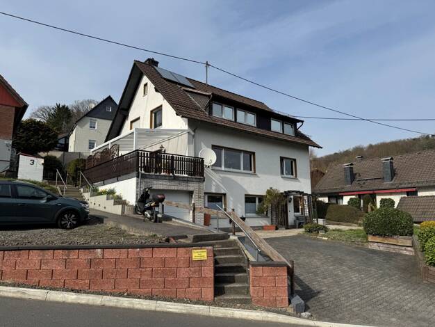 Mehrfamilienhaus zum Kauf 359.000 € 6 Zimmer 170 m² 729 m² Grundstück Wasserfuhr Gummersbach 51647