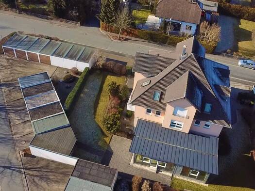 Gewerbeobjekt zum Kauf als Kapitalanlage geeignet 849.000 € 20 Zimmer 497 m² 1.324 m² Grundstück Oberkotzau 95145