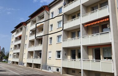 Wohnung zum Kauf 55.000 € 4 Zimmer 74 m² 2. Geschoss Mücheln Mücheln 06249