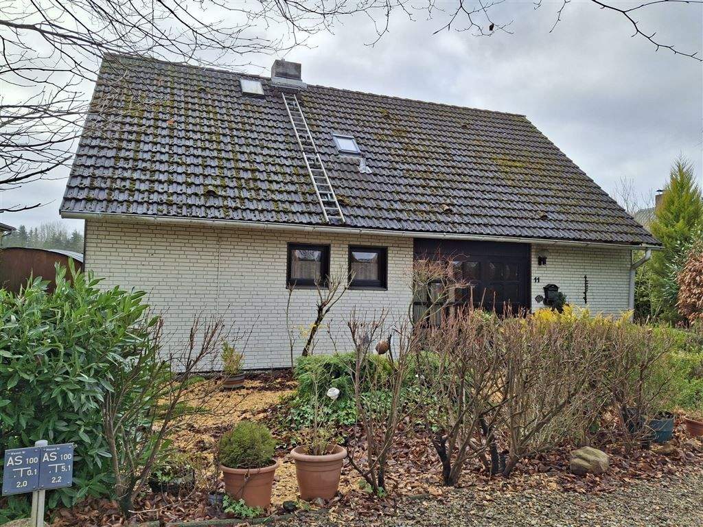 Immobilie in Süsel - Ländliches Einfamilienhaus in Ostseenähe, ideal für die Familie - Bild 0