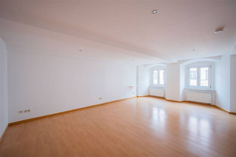 Wohnung zur Miete 798 € 2 Zimmer 82 m² Pfleggasse 10 Deggendorf Deggendorf 94469