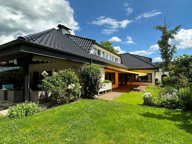 Einfamilienhaus zum Kauf 1.600.000 € 12 Zimmer 469 m² 1.412 m² Grundstück Wahnheide Köln 51147