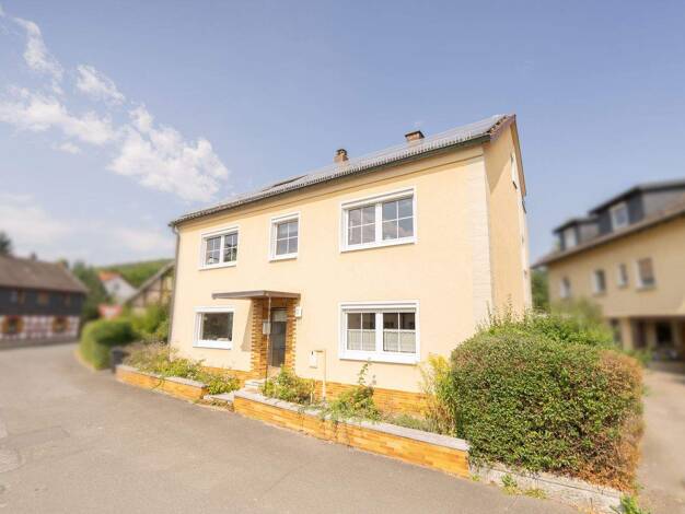 Einfamilienhaus zum Kauf 155.000 € 9 Zimmer 226 m² 359 m² Grundstück Hof a.d. Steinach Mitwitz 96268