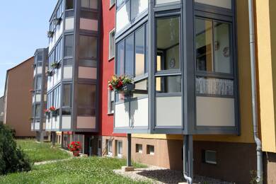 Wohnung zur Miete 365 € 3 Zimmer 65 m² 2. Geschoss frei ab sofort Leipziger Str. 14 Reuden Elsteraue 06729