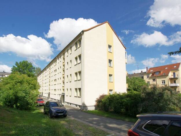 Wohnung zur Miete 301 € 3 Zimmer 57,8 m² 3. Geschoss Max-Planck-Straße 86 Haselbrunn Plauen 08525