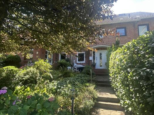 Reihenmittelhaus zum Kauf 239.000 € 4 Zimmer 107 m² 139 m² Grundstück Westliche Höhe Friesischer Berg 24939