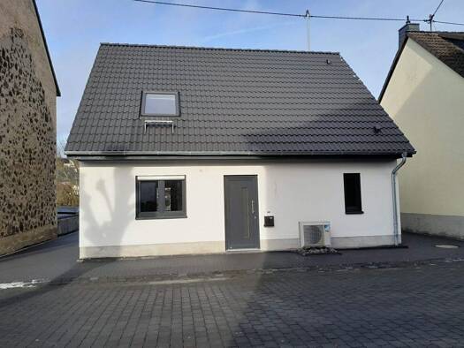 Einfamilienhaus zum Kauf 555.000 € 5 Zimmer 128 m² 270 m² Grundstück frei ab sofort Marktplatz 8 Niederzissen 56651