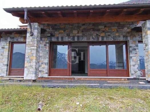 Villa zum Kauf 1.900.000 € 10 Zimmer 345 m² 1.100 m² Grundstück Tremezzina 22019