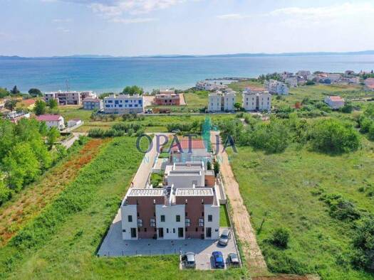 Reihenmittelhaus zum Kauf 299.000 € 4 Zimmer Privlaka