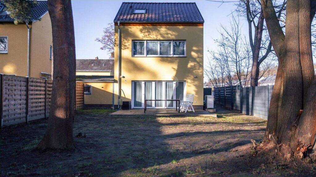 Einfamilienhaus zum Kauf 695.000 € 4 Zimmer 93,4 m² 661,3 m² Grundstück Kladow Berlin 14089