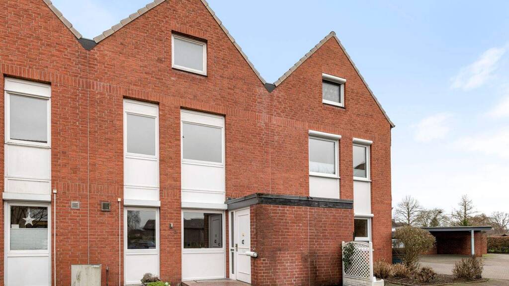 Reihenmittelhaus zum Kauf 429.000 € 5 Zimmer 121 m² 240,4 m² Grundstück Rellingen 25462