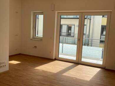 Wohnung zur Miete 1.025 € 3 Zimmer 74,2 m² 1. Geschoss frei ab 01.09.2025 Abensberg Abensberg 93326