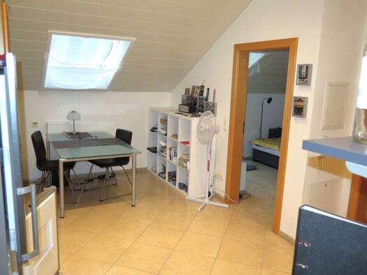 Wohnung zur Miete 340 € 1,5 Zimmer 27 m² 1. Geschoss frei ab sofort Stierberg Obertaufkirchen 84419