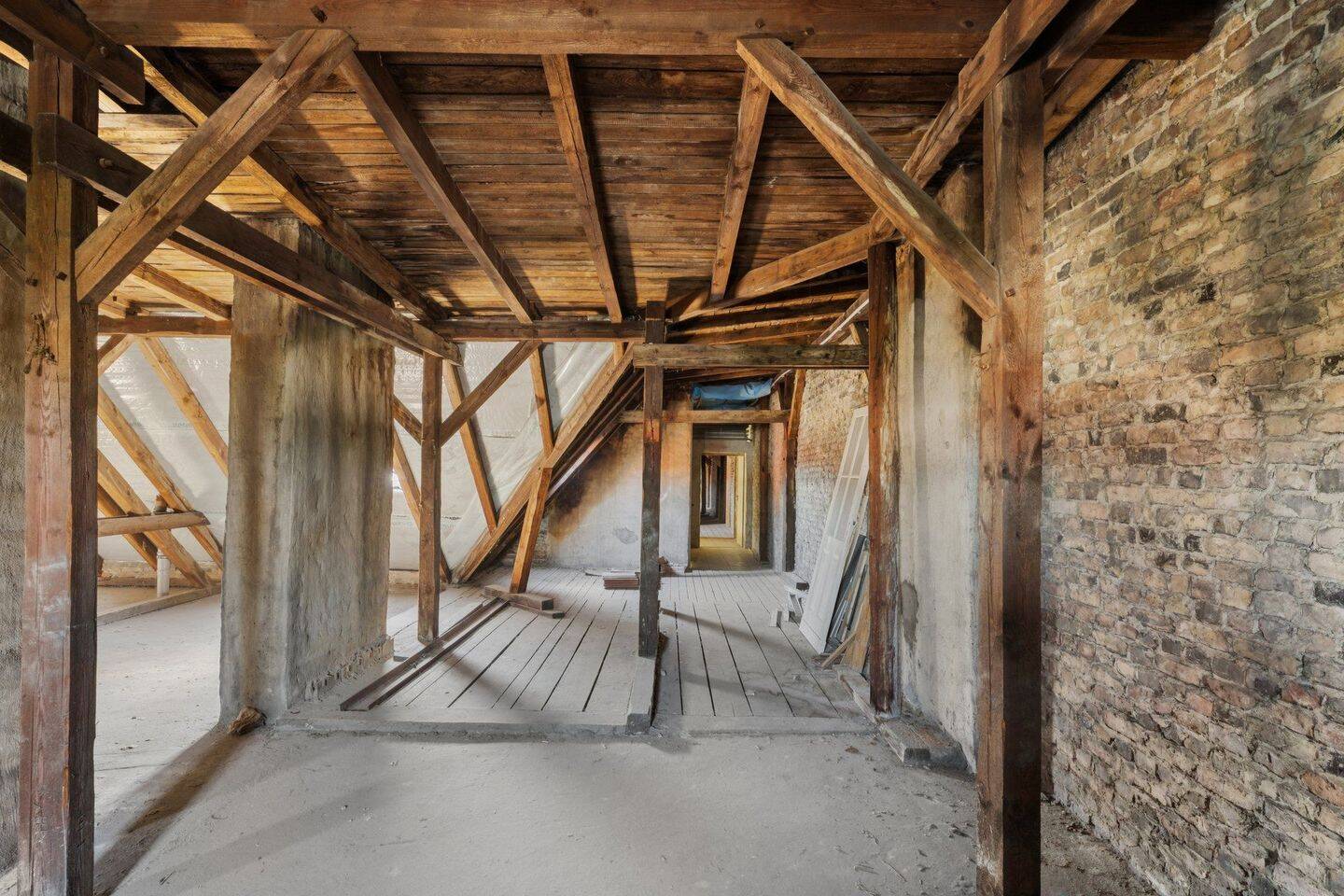 Property thumbnail 8