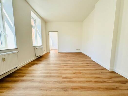 Wohnung zur Miete 345 € 2 Zimmer 56 m² 1. Geschoss Klughardtstraße 7 Innenstadt Dessau-Roßlau 06842