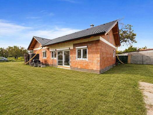 Haus zum Kauf 329.000 € 5 Zimmer 110 m² 410 m² Grundstück Kittsee 2421
