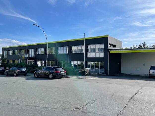 Lagerhalle zum Kauf 5.590 m² Lagerfläche Innenstadt Hof 95032
